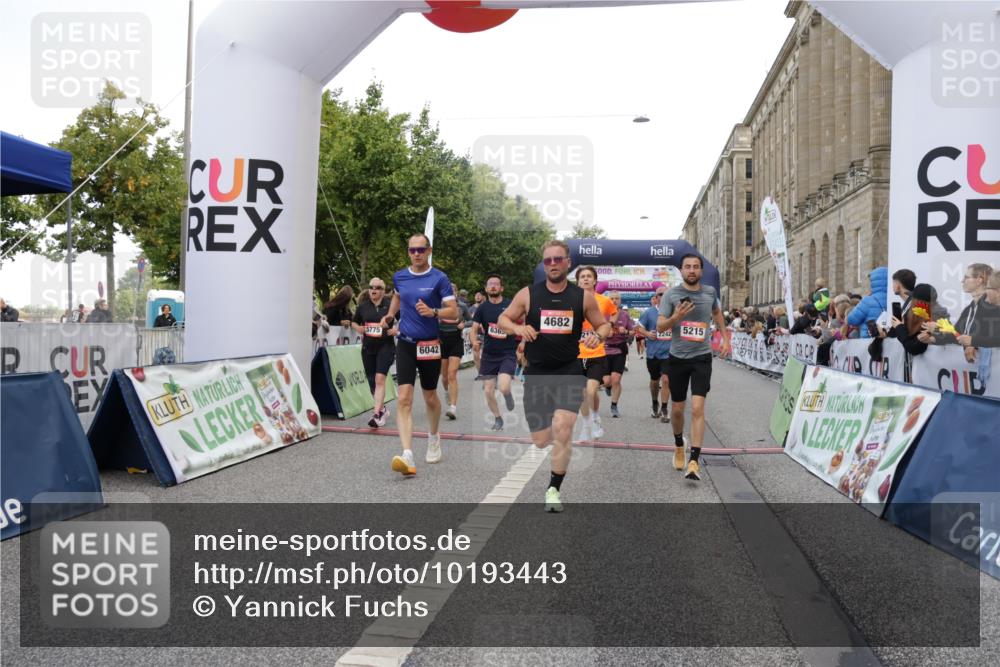 06.09.2026 - CURREX Alsterlauf Yannick Fuchs http://msf.ph/oto/10193443 06.09.2026 09:57:38 Ziel 2237, 2242, 2288, 2538, 2806, 3097, 3160, 3236, 3442, 3514, 3559, 4213, 4224, 4334, 4682, 4691, 5107, 5215, 5775, 6020, 6042, 6078, 6318, 6365, 8029, 8231 meine-sportfotos.de