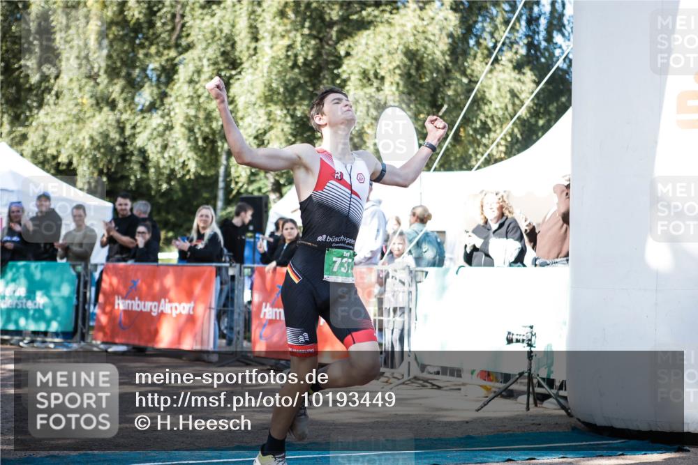 06.09.2026 - 20. Norderstedt Triathlon H.Heesch http://msf.ph/oto/10193449 06.09.2026 10:39:31 Ziel 737 meine-sportfotos.de