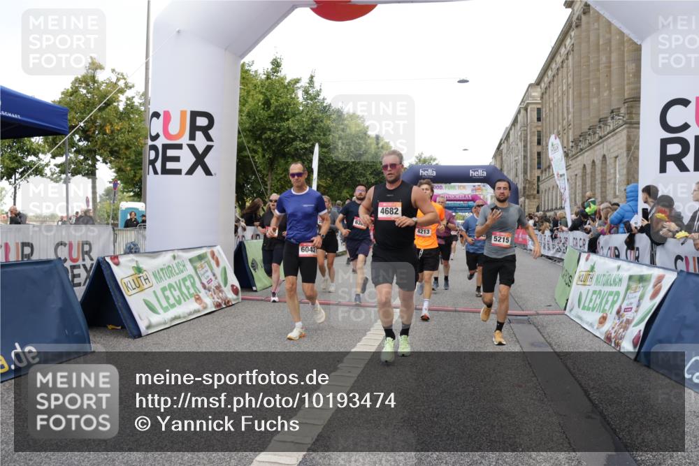 06.09.2026 - CURREX Alsterlauf Yannick Fuchs http://msf.ph/oto/10193474 06.09.2026 09:57:38 Ziel 2237, 2242, 2288, 2538, 2806, 3097, 3160, 3236, 3442, 3514, 3559, 4213, 4224, 4334, 4682, 4691, 5107, 5215, 5775, 6020, 6042, 6078, 6318, 6365, 8029, 8231 meine-sportfotos.de
