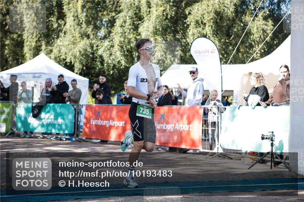 06.09.2026 - 20. Norderstedt Triathlon H.Heesch http://msf.ph/oto/10193483 06.09.2026 10:40:03 Ziel 735 meine-sportfotos.de