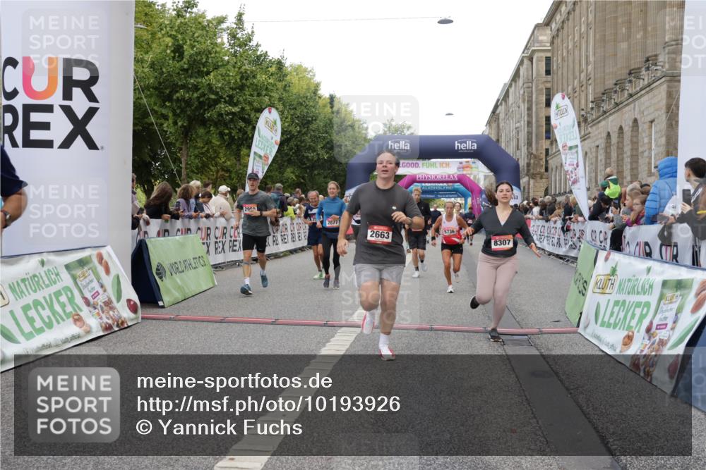 06.09.2026 - CURREX Alsterlauf Yannick Fuchs http://msf.ph/oto/10193926 06.09.2026 09:57:44 Ziel 2237, 2242, 2288, 2523, 2538, 2663, 2877, 2932, 2950, 3097, 3122, 3442, 3514, 4213, 4334, 4682, 4691, 4950, 5111, 5215, 5247, 5660, 5736, 5775, 6042, 6078, 6137, 6318, 6365, 8231, 8307 meine-sportfotos.de