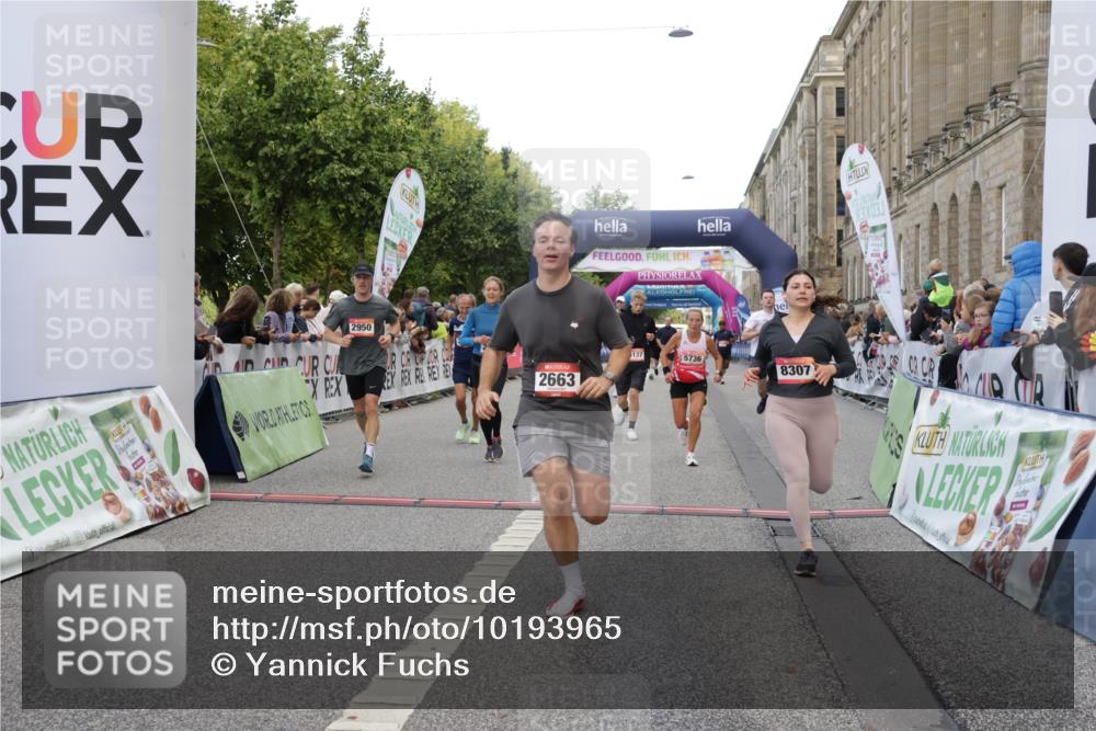 06.09.2026 - CURREX Alsterlauf Yannick Fuchs http://msf.ph/oto/10193965 06.09.2026 09:57:44 Ziel 2237, 2242, 2288, 2523, 2538, 2663, 2877, 2932, 2950, 3097, 3122, 3442, 3514, 4213, 4334, 4682, 4691, 4950, 5111, 5215, 5247, 5660, 5736, 5775, 6042, 6078, 6137, 6318, 6365, 8231, 8307 meine-sportfotos.de