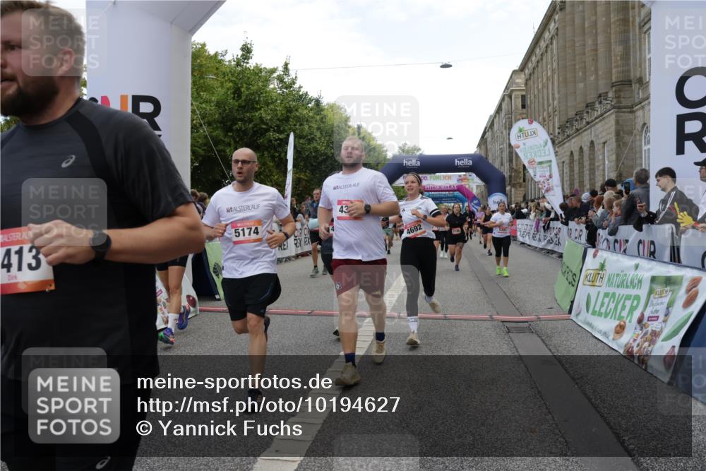 06.09.2026 - CURREX Alsterlauf Yannick Fuchs http://msf.ph/oto/10194627 06.09.2026 10:06:09 Ziel 2196, 2413, 2457, 2458, 2761, 2762, 2763, 2779, 3515, 3529, 3674, 3677, 4110, 4344, 4383, 4545, 4679, 4692, 4894, 5174, 5303, 5726, 6385, 6433, 8056, 8143, 8161 meine-sportfotos.de