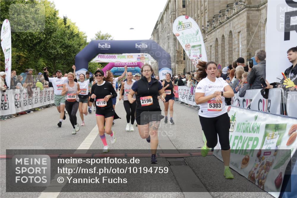06.09.2026 - CURREX Alsterlauf Yannick Fuchs http://msf.ph/oto/10194759 06.09.2026 10:06:11 Ziel 2196, 2413, 2457, 2458, 2761, 2762, 2763, 2779, 3228, 3337, 3515, 3529, 3674, 3677, 3980, 4110, 4344, 4383, 4545, 4679, 4692, 4894, 5174, 5303, 5689, 6385, 6433, 8143, 8161 meine-sportfotos.de