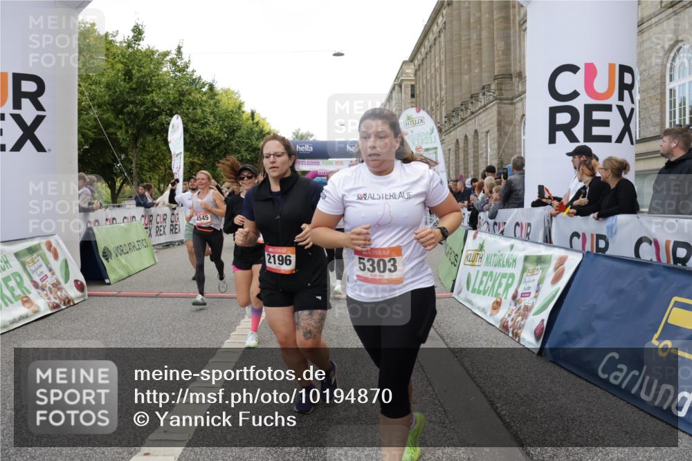 06.09.2026 - CURREX Alsterlauf Yannick Fuchs http://msf.ph/oto/10194870 06.09.2026 10:06:12 Ziel 2196, 2413, 2457, 2458, 2761, 2762, 2763, 2779, 3130, 3228, 3247, 3337, 3515, 3529, 3674, 3677, 3980, 4110, 4344, 4383, 4545, 4679, 4692, 4873, 5174, 5303, 5689, 6093, 6433, 8161 meine-sportfotos.de