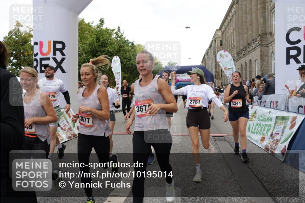 06.09.2026 - CURREX Alsterlauf Yannick Fuchs http://msf.ph/oto/10195014 06.09.2026 10:06:14 Ziel 2196, 2413, 2457, 2458, 2761, 2762, 2763, 2779, 3130, 3228, 3247, 3337, 3515, 3529, 3674, 3677, 3980, 4110, 4344, 4383, 4545, 4679, 4692, 4873, 5174, 5303, 5689, 6093, 6328, 6350, 6433, 8161 meine-sportfotos.de