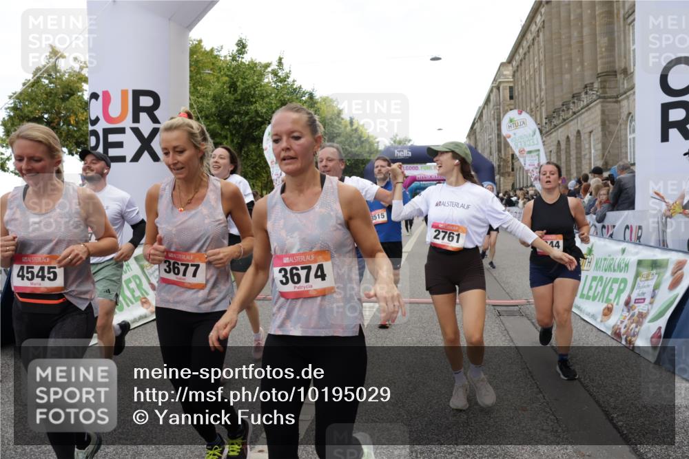 06.09.2026 - CURREX Alsterlauf Yannick Fuchs http://msf.ph/oto/10195029 06.09.2026 10:06:14 Ziel 2196, 2413, 2457, 2458, 2761, 2762, 2763, 2779, 3130, 3228, 3247, 3337, 3515, 3529, 3674, 3677, 3980, 4110, 4344, 4383, 4545, 4679, 4692, 4873, 5174, 5303, 5689, 6093, 6328, 6350, 6433, 8161 meine-sportfotos.de