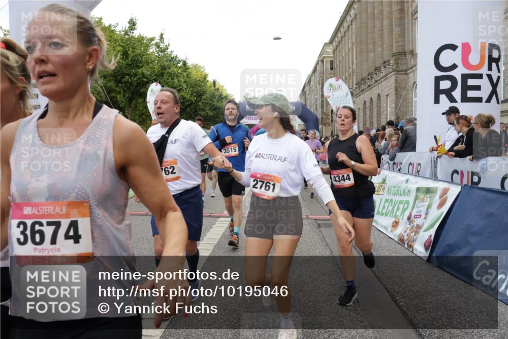 06.09.2026 - CURREX Alsterlauf Yannick Fuchs http://msf.ph/oto/10195046 06.09.2026 10:06:14 Ziel 2196, 2413, 2457, 2458, 2761, 2762, 2763, 2779, 3130, 3228, 3247, 3337, 3515, 3529, 3674, 3677, 3980, 4110, 4344, 4383, 4545, 4679, 4692, 4873, 5174, 5303, 5689, 6093, 6328, 6350, 6433, 8161 meine-sportfotos.de