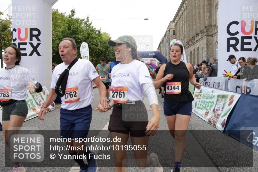 06.09.2026 - CURREX Alsterlauf Yannick Fuchs http://msf.ph/oto/10195055 06.09.2026 10:06:15 Ziel 2196, 2458, 2761, 2762, 2763, 2779, 3130, 3228, 3247, 3337, 3515, 3529, 3674, 3677, 3980, 4027, 4075, 4110, 4344, 4383, 4545, 4679, 4692, 4873, 5003, 5174, 5303, 5364, 5689, 6093, 6308, 6328, 6350, 6433, 8161 meine-sportfotos.de
