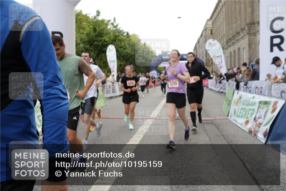 06.09.2026 - CURREX Alsterlauf Yannick Fuchs http://msf.ph/oto/10195159 06.09.2026 10:06:17 Ziel 2196, 2625, 2761, 2762, 2763, 2779, 3130, 3228, 3247, 3337, 3515, 3529, 3674, 3677, 3736, 3980, 4027, 4075, 4110, 4344, 4545, 4873, 5003, 5181, 5303, 5364, 5689, 6093, 6308, 6328, 6350, 6433 meine-sportfotos.de