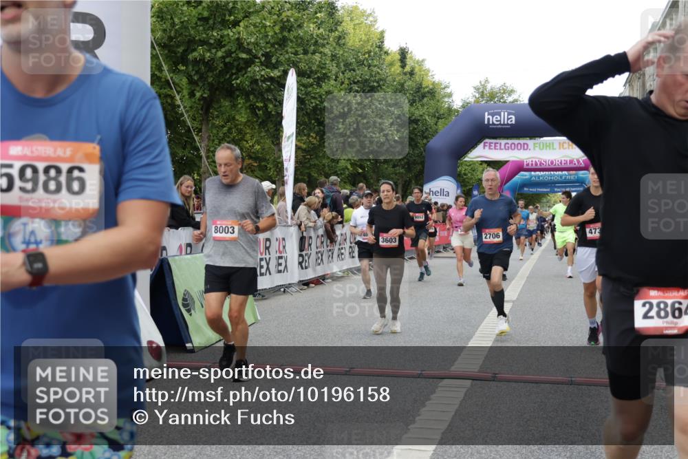 06.09.2026 - CURREX Alsterlauf Yannick Fuchs http://msf.ph/oto/10196158 06.09.2026 09:58:17 Ziel 2706, 2864, 3394, 3553, 3603, 3804, 3872, 4034, 4106, 4501, 4525, 4732, 4800, 5257, 5986, 6227, 6343, 6409, 8003, 8052, 8163 meine-sportfotos.de