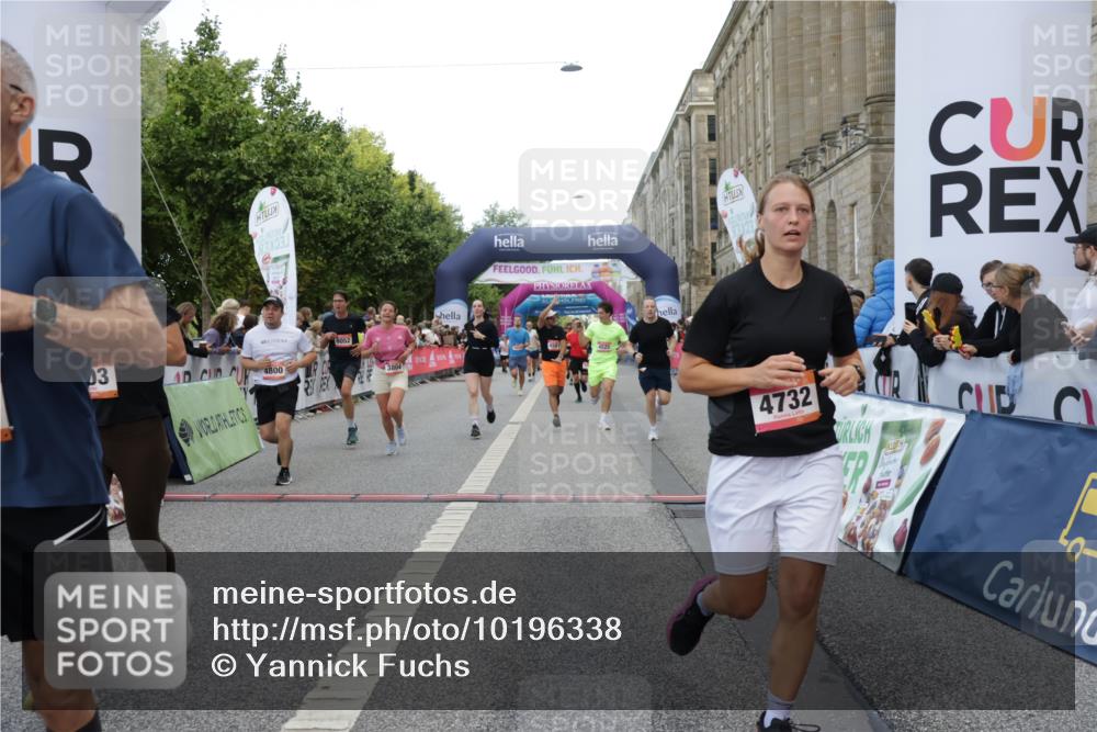06.09.2026 - CURREX Alsterlauf Yannick Fuchs http://msf.ph/oto/10196338 06.09.2026 09:58:20 Ziel 2706, 2864, 3603, 3679, 3804, 4106, 4501, 4525, 4732, 4800, 5018, 5257, 5986, 6409, 8003, 8052, 8296 meine-sportfotos.de