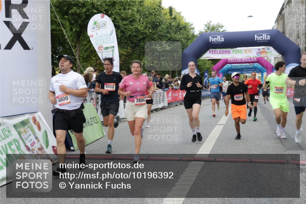 06.09.2026 - CURREX Alsterlauf Yannick Fuchs http://msf.ph/oto/10196392 06.09.2026 09:58:21 Ziel 2706, 2864, 3055, 3603, 3679, 3804, 4106, 4501, 4525, 4732, 4800, 5018, 5257, 5986, 6409, 8003, 8052, 8296 meine-sportfotos.de