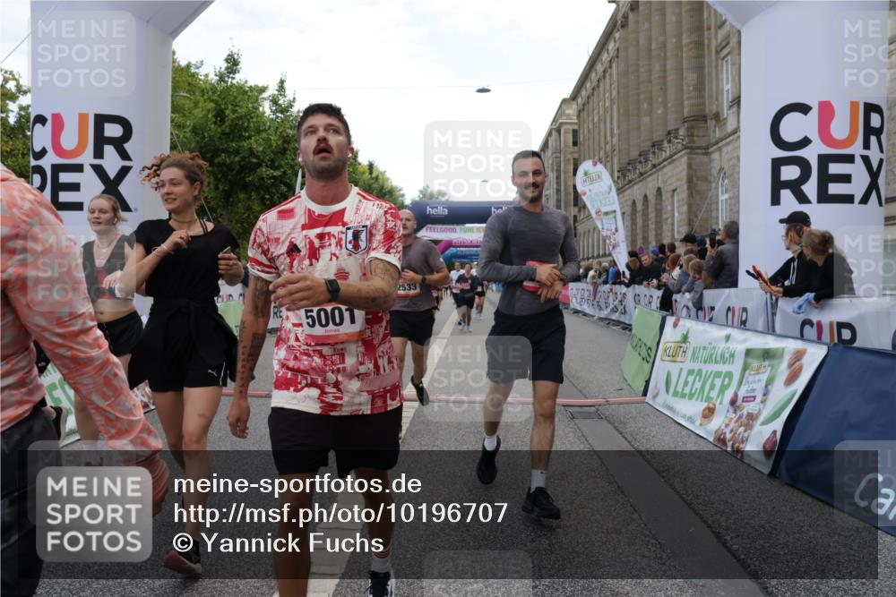 06.09.2026 - CURREX Alsterlauf Yannick Fuchs http://msf.ph/oto/10196707 06.09.2026 10:06:41 Ziel 2270, 2532, 2533, 3142, 3143, 3266, 3267, 3491, 3537, 3855, 4337, 4347, 4725, 5001, 5167, 6085, 6275, 6464 meine-sportfotos.de