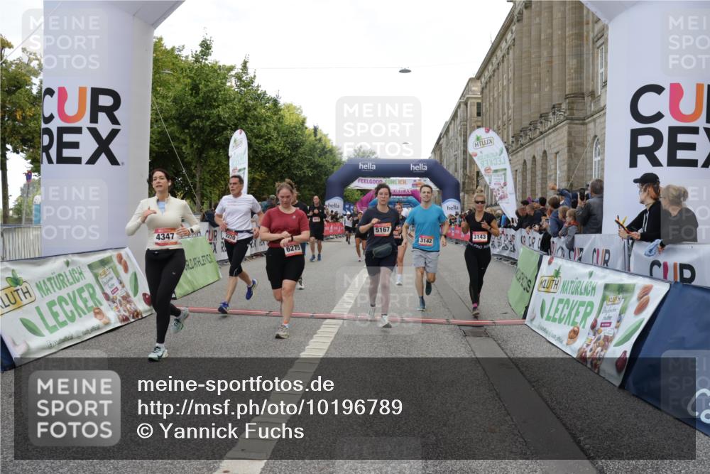 06.09.2026 - CURREX Alsterlauf Yannick Fuchs http://msf.ph/oto/10196789 06.09.2026 10:06:44 Ziel 2270, 2428, 2532, 2533, 2745, 3142, 3143, 3266, 3267, 3491, 3537, 3675, 3855, 4337, 4347, 4725, 5001, 5143, 5167, 6275, 8017 meine-sportfotos.de