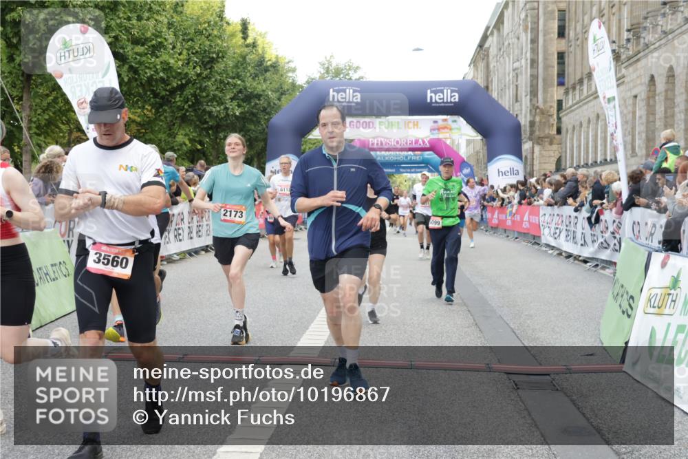 06.09.2026 - CURREX Alsterlauf Yannick Fuchs http://msf.ph/oto/10196867 06.09.2026 09:58:30 Ziel 2013, 2173, 3031, 3055, 3261, 3560, 3679, 3693, 4050, 4352, 4423, 4806, 5018, 5640, 5725, 5840, 5858, 6099, 6118, 6470, 8077, 8296, 8319 meine-sportfotos.de
