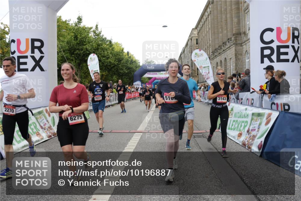 06.09.2026 - CURREX Alsterlauf Yannick Fuchs http://msf.ph/oto/10196887 06.09.2026 10:06:45 Ziel 2270, 2428, 2532, 2533, 2745, 3142, 3143, 3266, 3267, 3500, 3501, 3502, 3537, 3675, 3855, 4337, 4347, 4725, 5001, 5143, 5167, 6275, 8017 meine-sportfotos.de