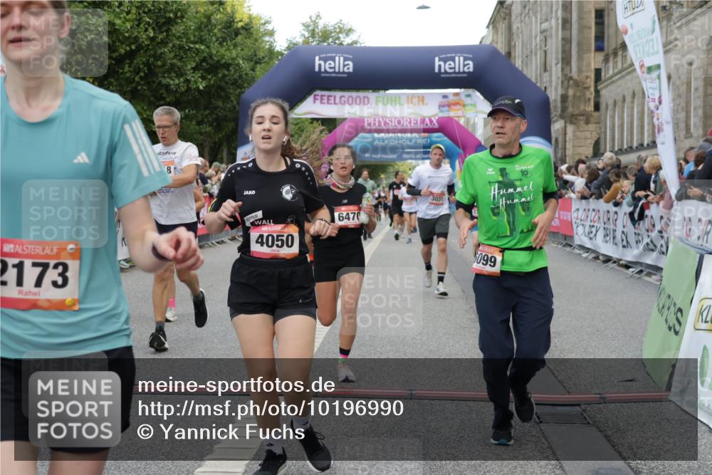 06.09.2026 - CURREX Alsterlauf Yannick Fuchs http://msf.ph/oto/10196990 06.09.2026 09:58:32 Ziel 2013, 2173, 3031, 3055, 3261, 3560, 3693, 4050, 4352, 4423, 4652, 4806, 5521, 5640, 5725, 5840, 5858, 6099, 6118, 6470, 8077, 8296, 8319 meine-sportfotos.de