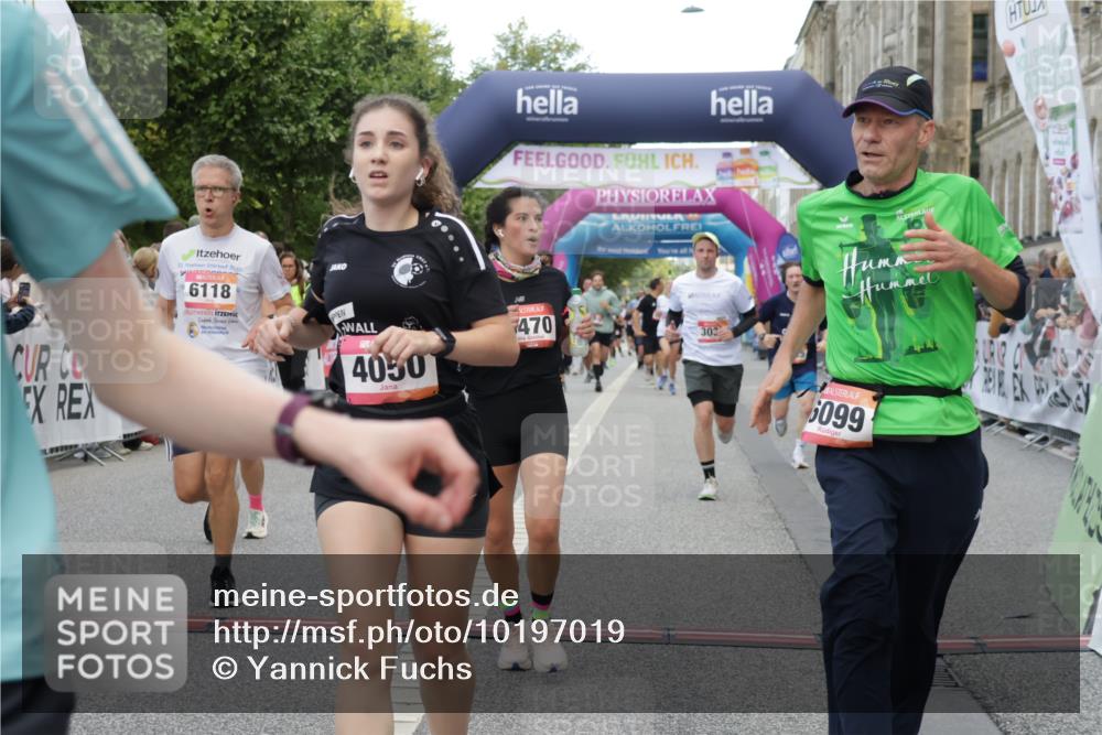 06.09.2026 - CURREX Alsterlauf Yannick Fuchs http://msf.ph/oto/10197019 06.09.2026 09:58:32 Ziel 2013, 2173, 3031, 3055, 3261, 3560, 3693, 4050, 4352, 4423, 4652, 4806, 5521, 5640, 5725, 5840, 5858, 6099, 6118, 6470, 8077, 8296, 8319 meine-sportfotos.de