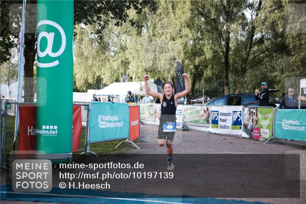06.09.2026 - 20. Norderstedt Triathlon H.Heesch http://msf.ph/oto/10197139 06.09.2026 09:09:55 Ziel 46 meine-sportfotos.de