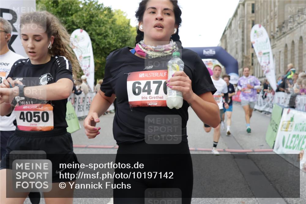 06.09.2026 - CURREX Alsterlauf Yannick Fuchs http://msf.ph/oto/10197142 06.09.2026 09:58:34 Ziel 2013, 2173, 3031, 3261, 3560, 3693, 4050, 4352, 4423, 4652, 4806, 5521, 5640, 5725, 5840, 5858, 6099, 6118, 6470, 8077, 8319 meine-sportfotos.de