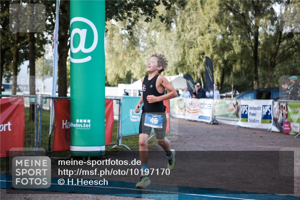 06.09.2026 - 20. Norderstedt Triathlon H.Heesch http://msf.ph/oto/10197170 06.09.2026 09:09:56 Ziel 46 meine-sportfotos.de