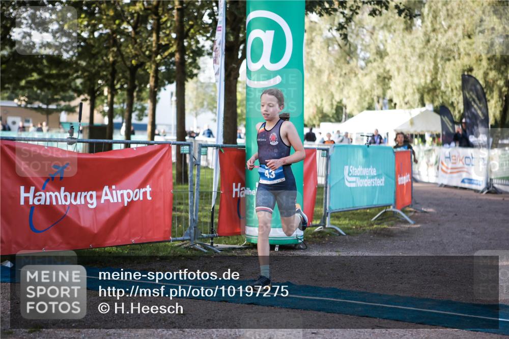 06.09.2026 - 20. Norderstedt Triathlon H.Heesch http://msf.ph/oto/10197275 06.09.2026 09:10:44 Ziel 14, 43 meine-sportfotos.de