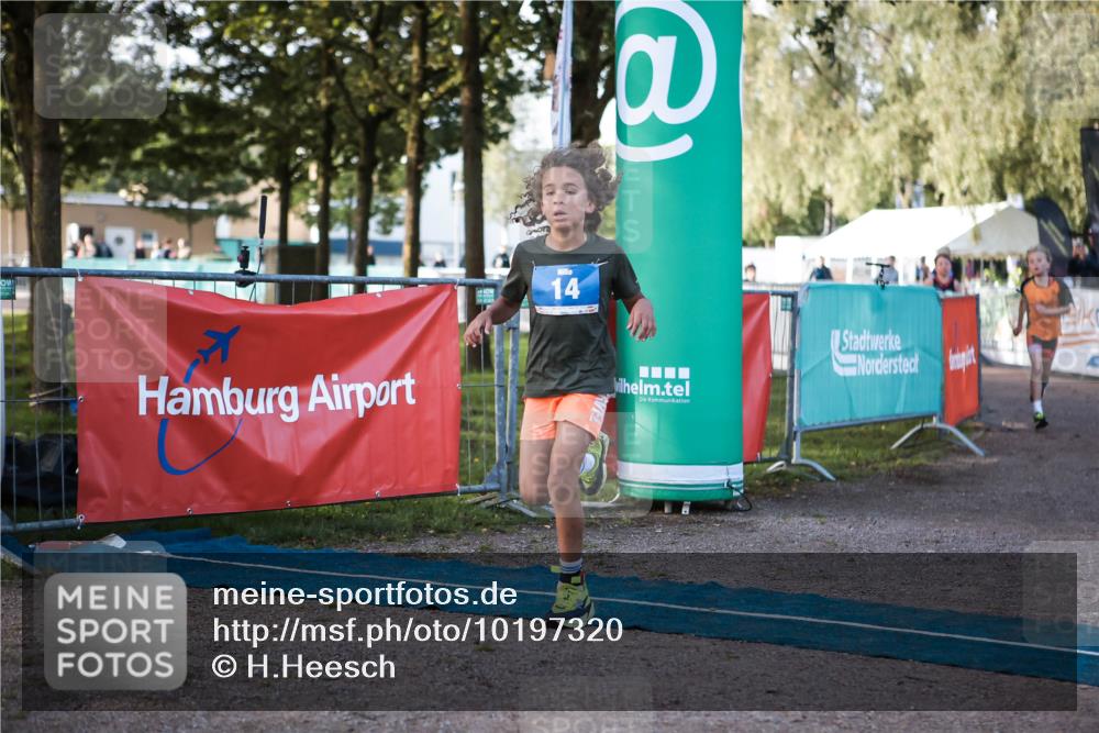 06.09.2026 - 20. Norderstedt Triathlon H.Heesch http://msf.ph/oto/10197320 06.09.2026 09:10:48 Ziel 14, 31, 32, 34, 35, 43 meine-sportfotos.de