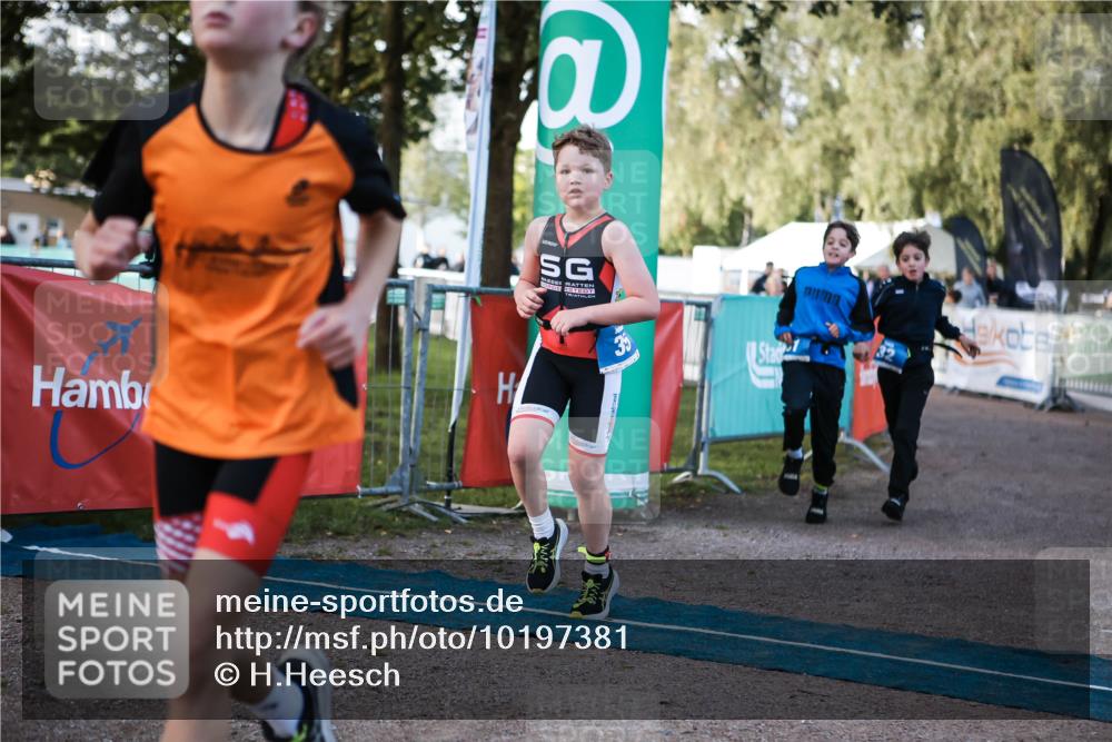 06.09.2026 - 20. Norderstedt Triathlon H.Heesch http://msf.ph/oto/10197381 06.09.2026 09:10:52 Ziel 14, 31, 32, 34, 35, 48 meine-sportfotos.de