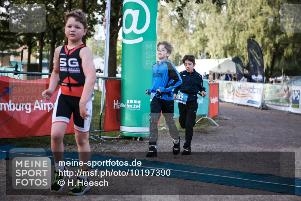 06.09.2026 - 20. Norderstedt Triathlon H.Heesch http://msf.ph/oto/10197390 06.09.2026 09:10:53 Ziel 14, 31, 32, 34, 35, 48 meine-sportfotos.de