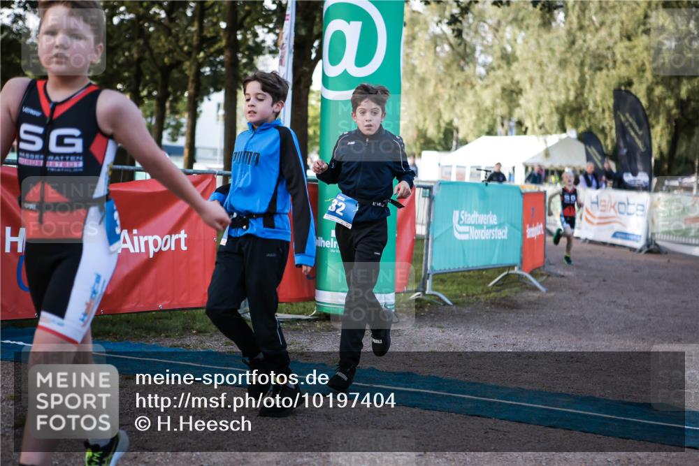06.09.2026 - 20. Norderstedt Triathlon H.Heesch http://msf.ph/oto/10197404 06.09.2026 09:10:54 Ziel 14, 31, 32, 34, 35, 48 meine-sportfotos.de