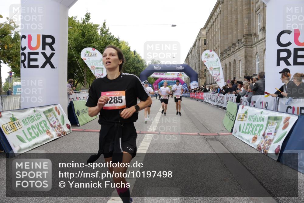 06.09.2026 - CURREX Alsterlauf Yannick Fuchs http://msf.ph/oto/10197498 06.09.2026 10:06:54 Ziel 2428, 2459, 2745, 2934, 2963, 3303, 3500, 3501, 3502, 3675, 3943, 3945, 5073, 5143, 5471, 6285, 8017, 8276 meine-sportfotos.de