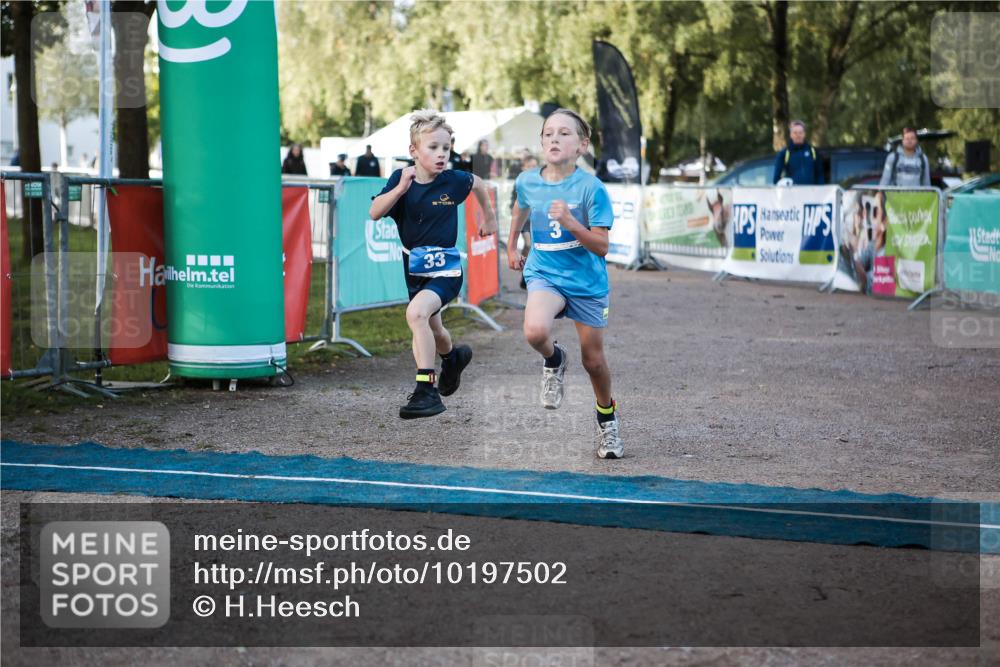 06.09.2026 - 20. Norderstedt Triathlon H.Heesch http://msf.ph/oto/10197502 06.09.2026 09:11:11 Ziel 1, 3, 8, 23, 33 meine-sportfotos.de