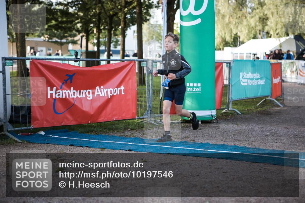 06.09.2026 - 20. Norderstedt Triathlon H.Heesch http://msf.ph/oto/10197546 06.09.2026 09:11:15 Ziel 1, 3, 33 meine-sportfotos.de