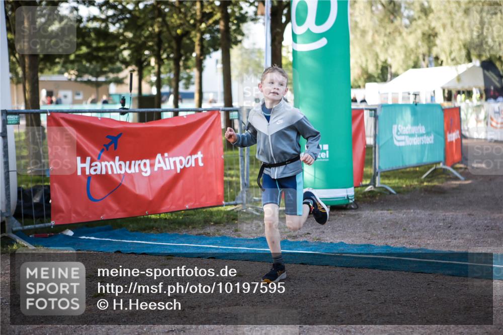 06.09.2026 - 20. Norderstedt Triathlon H.Heesch http://msf.ph/oto/10197595 06.09.2026 09:11:22 Ziel 1, 2 meine-sportfotos.de