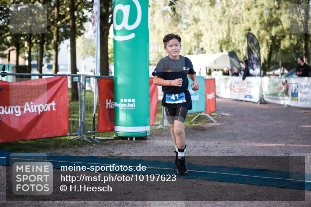 06.09.2026 - 20. Norderstedt Triathlon H.Heesch http://msf.ph/oto/10197623 06.09.2026 09:11:36 Ziel 41 meine-sportfotos.de