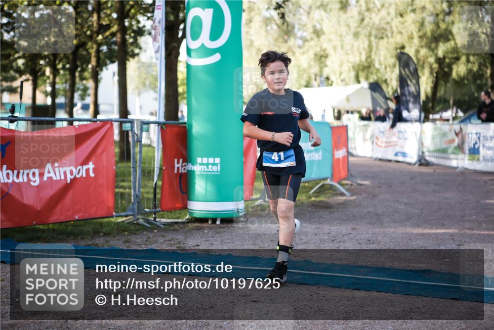 06.09.2026 - 20. Norderstedt Triathlon H.Heesch http://msf.ph/oto/10197625 06.09.2026 09:11:36 Ziel 41 meine-sportfotos.de