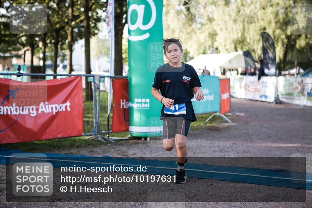 06.09.2026 - 20. Norderstedt Triathlon H.Heesch http://msf.ph/oto/10197631 06.09.2026 09:11:36 Ziel 41 meine-sportfotos.de