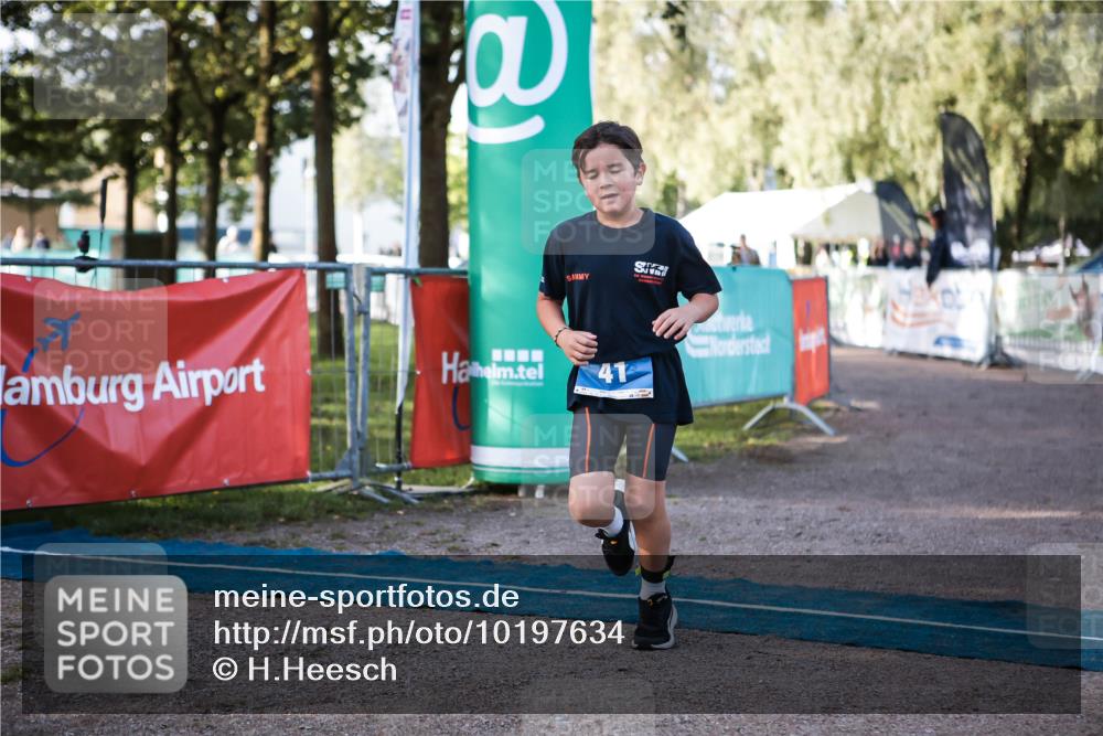 06.09.2026 - 20. Norderstedt Triathlon H.Heesch http://msf.ph/oto/10197634 06.09.2026 09:11:36 Ziel 41 meine-sportfotos.de