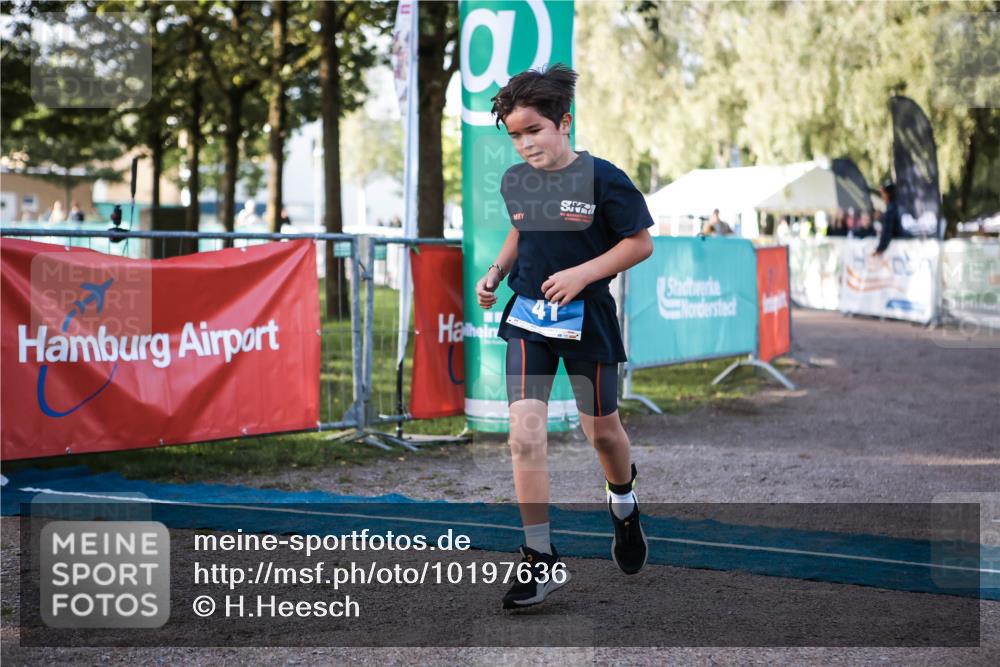 06.09.2026 - 20. Norderstedt Triathlon H.Heesch http://msf.ph/oto/10197636 06.09.2026 09:11:36 Ziel 41 meine-sportfotos.de