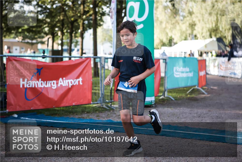 06.09.2026 - 20. Norderstedt Triathlon H.Heesch http://msf.ph/oto/10197642 06.09.2026 09:11:36 Ziel 41 meine-sportfotos.de