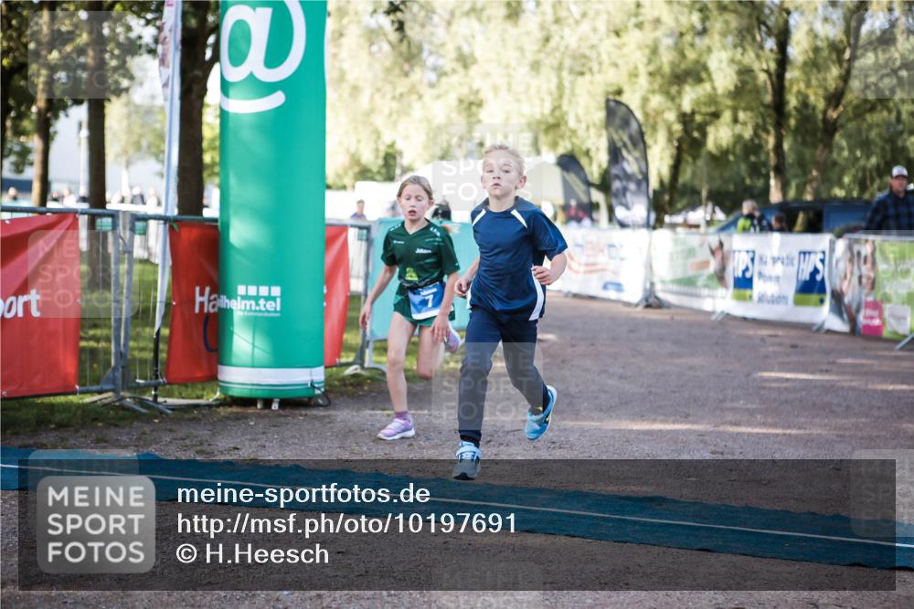 06.09.2026 - 20. Norderstedt Triathlon H.Heesch http://msf.ph/oto/10197691 06.09.2026 09:11:54 Ziel 5, 7, 24 meine-sportfotos.de