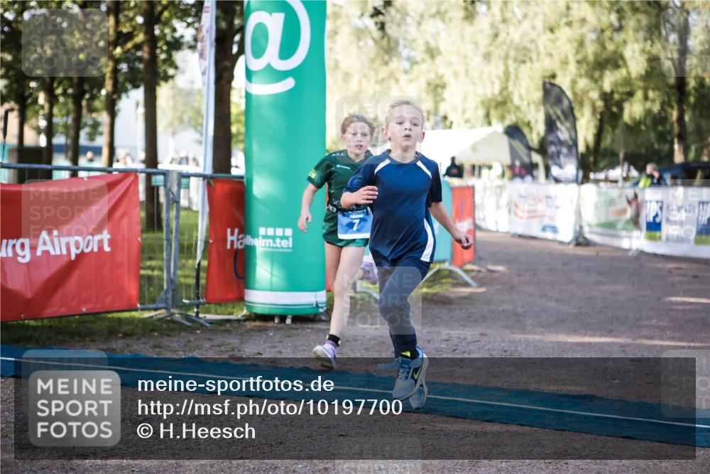06.09.2026 - 20. Norderstedt Triathlon H.Heesch http://msf.ph/oto/10197700 06.09.2026 09:11:54 Ziel 5, 7, 24 meine-sportfotos.de