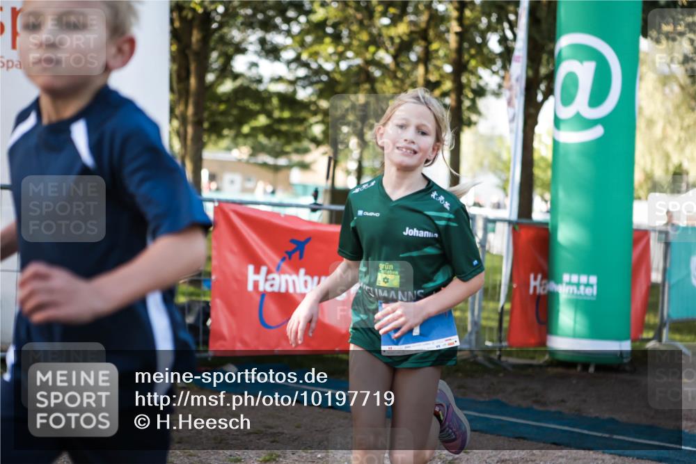 06.09.2026 - 20. Norderstedt Triathlon H.Heesch http://msf.ph/oto/10197719 06.09.2026 09:11:55 Ziel 5, 7, 24, 40 meine-sportfotos.de