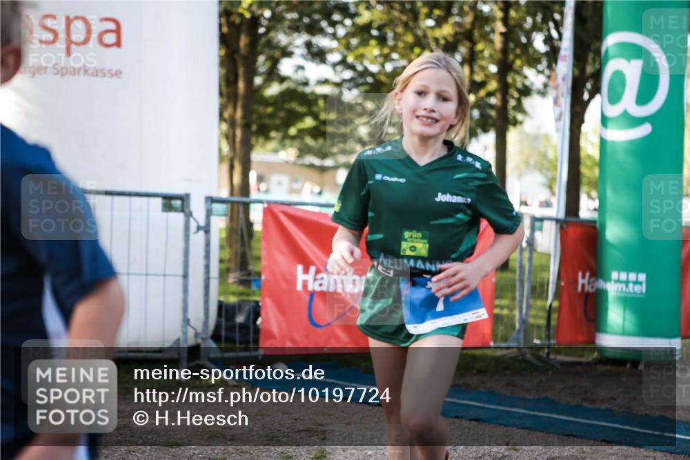 06.09.2026 - 20. Norderstedt Triathlon H.Heesch http://msf.ph/oto/10197724 06.09.2026 09:11:55 Ziel 5, 7, 24, 40 meine-sportfotos.de