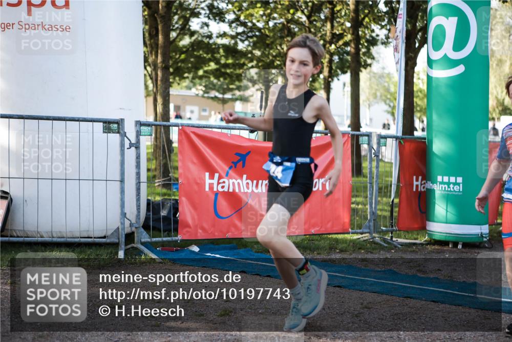 06.09.2026 - 20. Norderstedt Triathlon H.Heesch http://msf.ph/oto/10197743 06.09.2026 09:12:00 Ziel 5, 7, 24, 40 meine-sportfotos.de