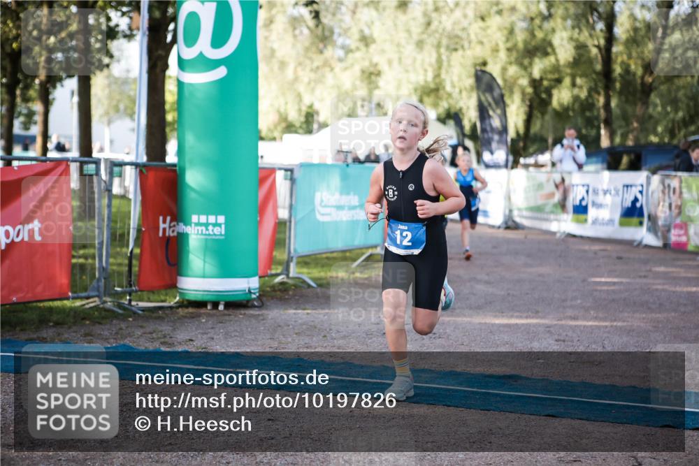 06.09.2026 - 20. Norderstedt Triathlon H.Heesch http://msf.ph/oto/10197826 06.09.2026 09:12:34 Ziel 12, 21, 29 meine-sportfotos.de