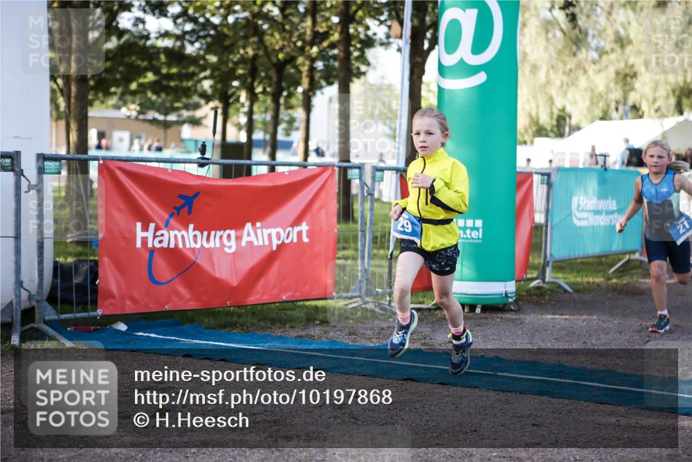 06.09.2026 - 20. Norderstedt Triathlon H.Heesch http://msf.ph/oto/10197868 06.09.2026 09:12:36 Ziel 12, 21, 29 meine-sportfotos.de
