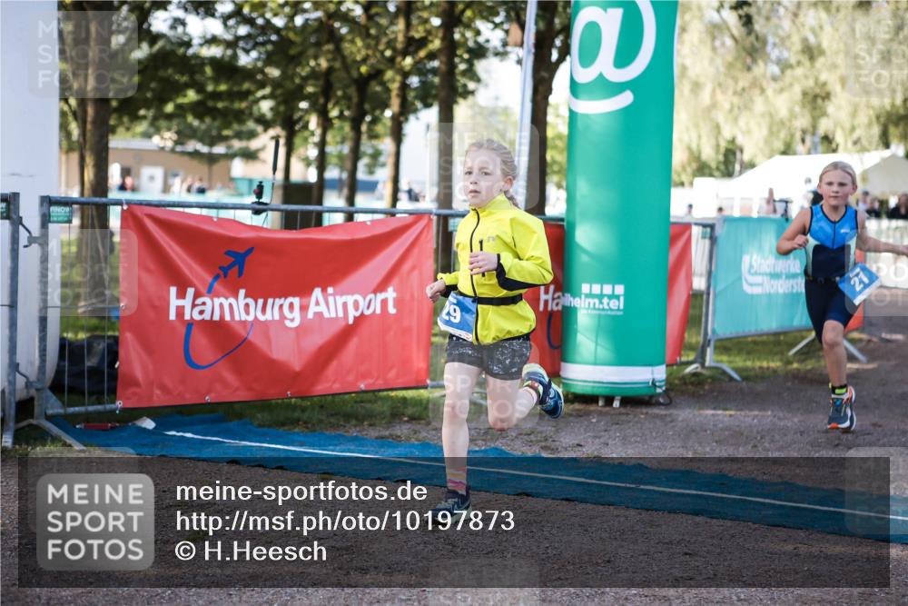06.09.2026 - 20. Norderstedt Triathlon H.Heesch http://msf.ph/oto/10197873 06.09.2026 09:12:36 Ziel 12, 21, 29 meine-sportfotos.de