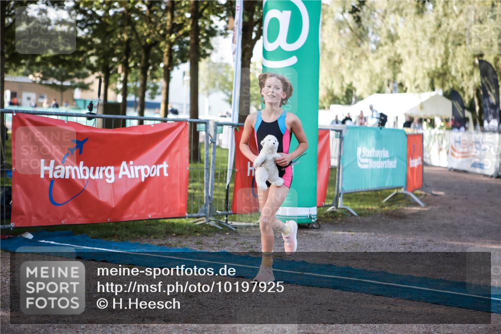 06.09.2026 - 20. Norderstedt Triathlon H.Heesch http://msf.ph/oto/10197925 06.09.2026 09:12:51 Ziel 17 meine-sportfotos.de